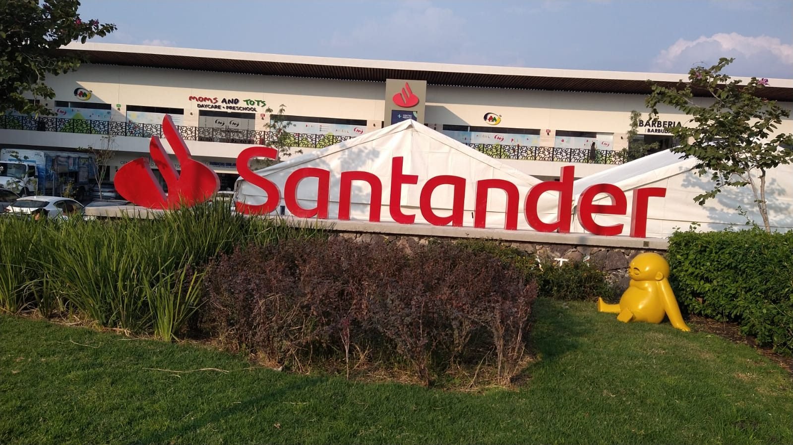 Señalización monumental de acceso Santander